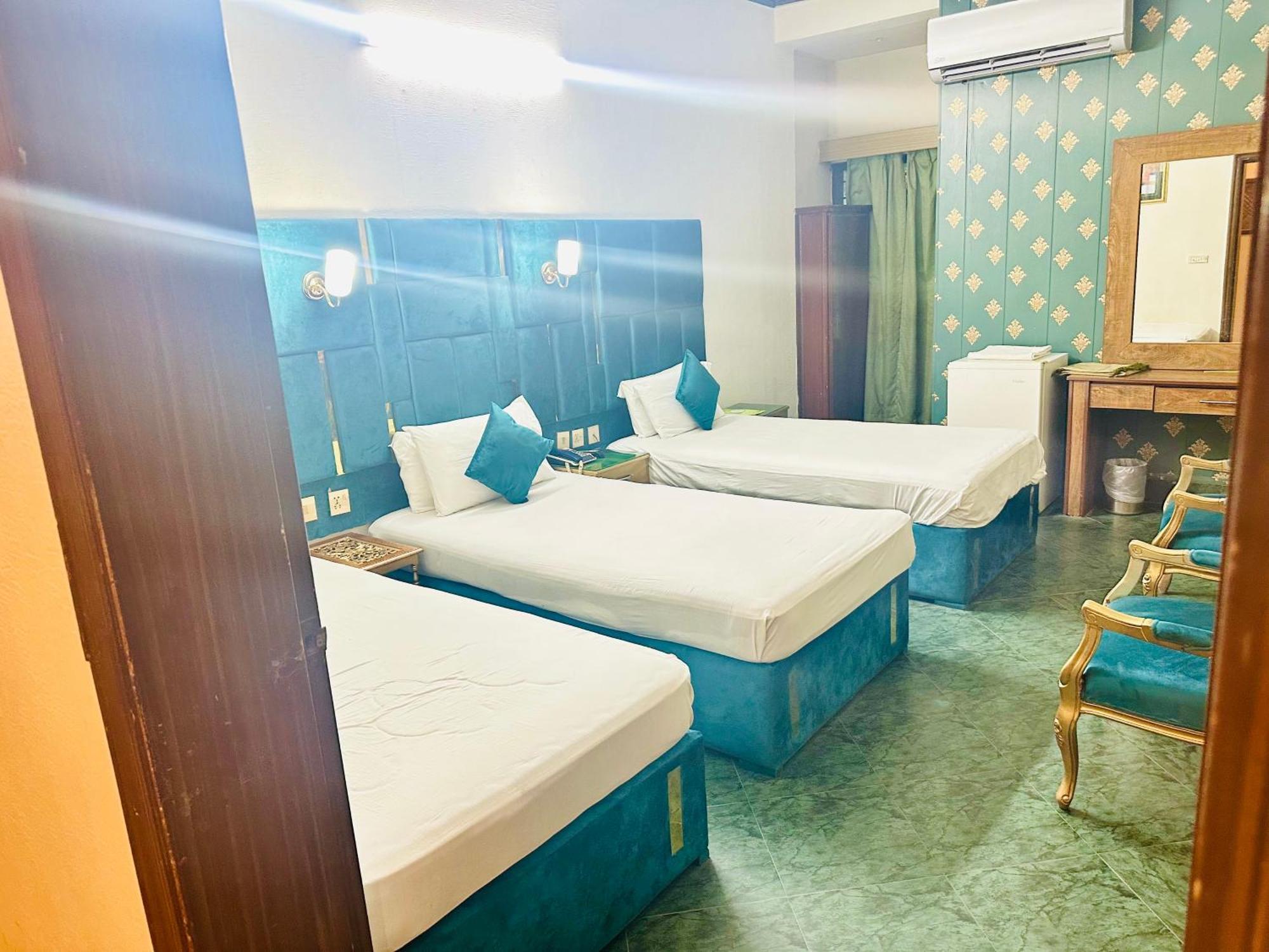 Fiesta Inn Hotel & Resorts Multan Exterior foto