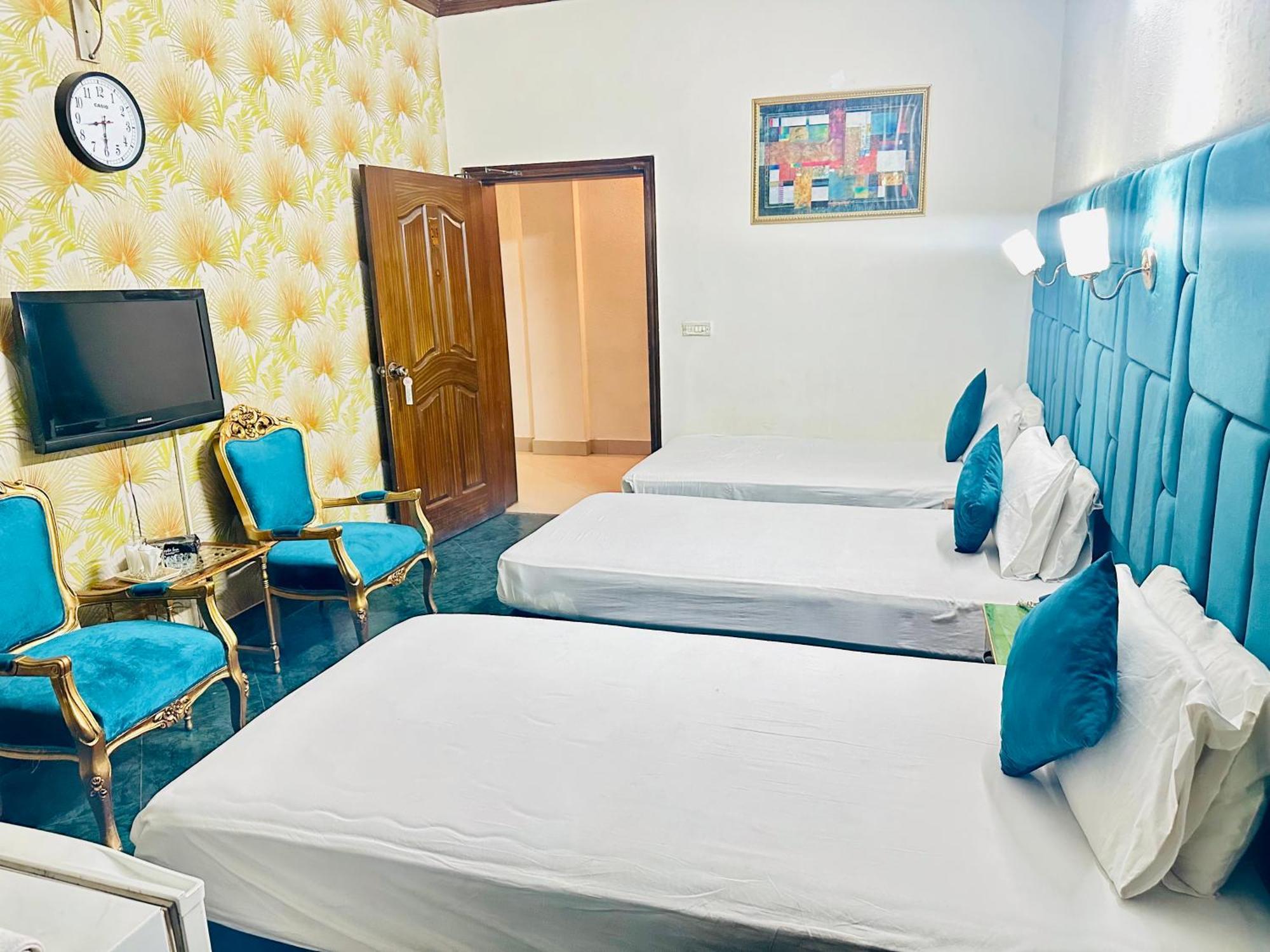 Fiesta Inn Hotel & Resorts Multan Exterior foto